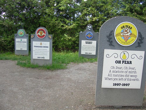Ben & Jerrys Grabsteine