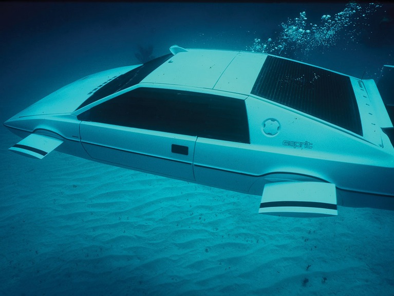 James Bonds legendärer Lotus Esprit